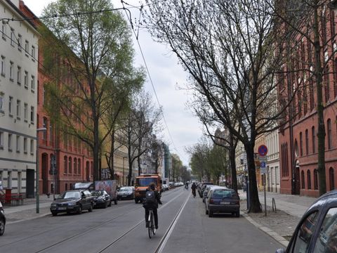 Blick in eine Wohnstraße