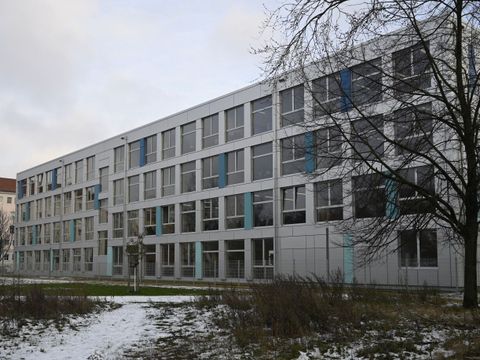 Schuldrehscheibe Werneuchener Wiese in der Margarete-Sommer-Str. 14