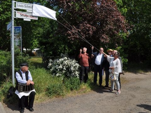 weitere Informationen