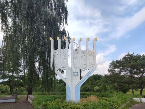 Gedenkstätte „Sosenki“ in Riwne