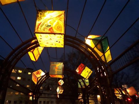 Lichtergalerie auf dem Franz-Neumann-Platz, 2017. (Bild: BA Reinickendorf)