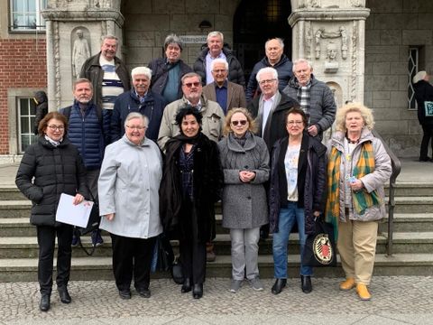 Reinickendorfs neue Seniorenvertretung mit Bezirksstadträtin Emine Demirbüken-Wegner. (Bild: BA Reinickendorf)