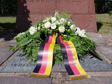 Reinickendorf gedenkt der Frauen und Männer des Widerstands gegen den Nationalsozialismus