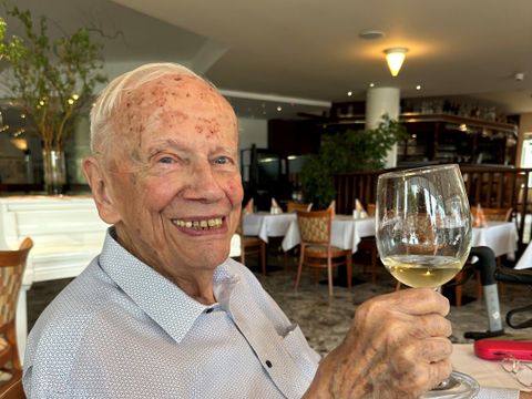 Hans Rudophi feierte seinen 103. Geburtstag im Kreise seiner Freunde. (Bild: BA Reinickendorf)