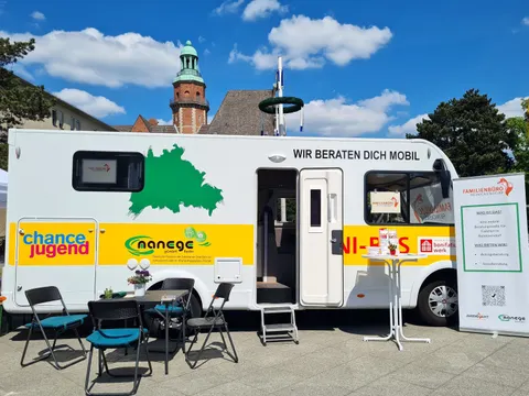 Familienbüro Beratungsbus (Bild: Bezirksamt Reinickendorf von Berlin)