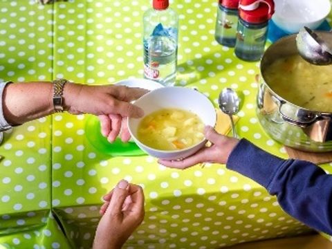 Selbstgekochte Suppe im SUZ Spandau