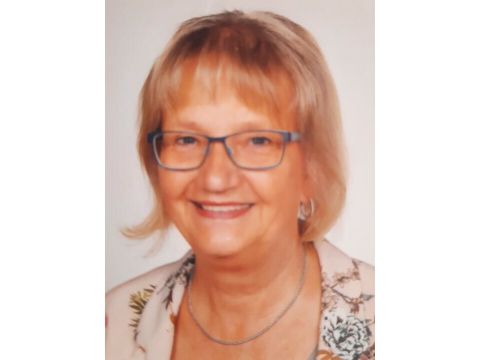 Nübel Ilona 02
