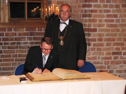 Jürgen Kroggel und Konrad Birkholz (von links nach rechts)