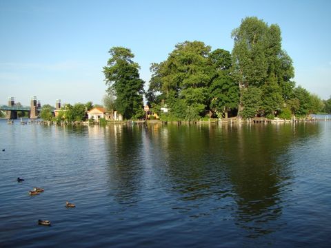 Liebsinsel mit Spandauer-See-Brücke-Brücke