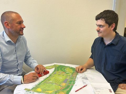 (v. r. n. l.) Sargon Lang, Jochen Liedtke (Bild: BA Spandau)