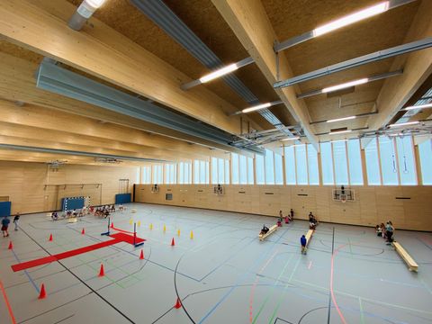 Die neue Sporthalle der Grundschule am Stadtpark Steglitz (Bild: Bezirksamt Steglitz-Zehlendorf)