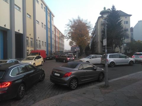 Eindruck der Verkehrssituation in der Körnerstraße (Bild: Ordnungsamt Steglitz-Zehlendorf)