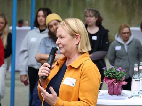 Bezirksstadträtin für Jugend und Gesundheit Carolina Böhm, JFE Tietze in Lichterfelde