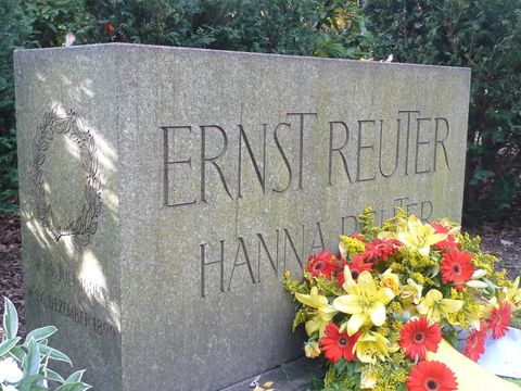 Waldfriedhof Zehlendorf Ehrengrab Reuter