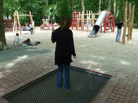 Trampolin (Bild: Fachbereich Grünflächen)