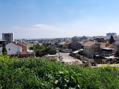 Blick vom Kobi-Hügel auf Sderot