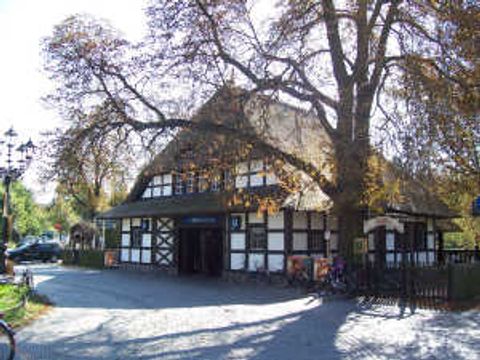 U-Bahnhof Dahlem Dorf