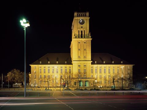Rathaus Schöneberg (Bild: Mila Hacke, Berlin (2009))