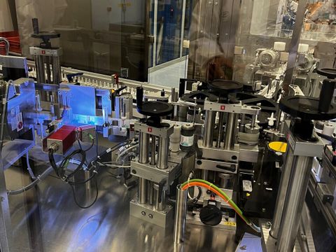 Etikettiermaschine (Produktion)