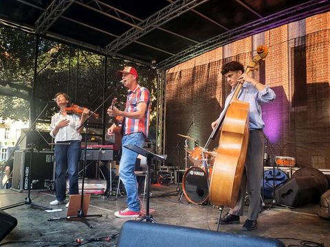 Das Western Swing Trio „Tom Cabin Recordings“ (Bild: Stefan Schneider)