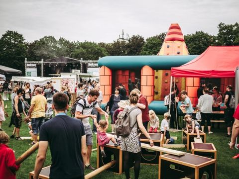 Bewegungsparcour auf dem Spielfest