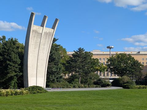 Denkmal Platz der Luftbrücke