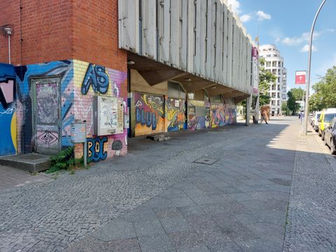 Spritzenabwurfbehälter Kurfürstenstraße