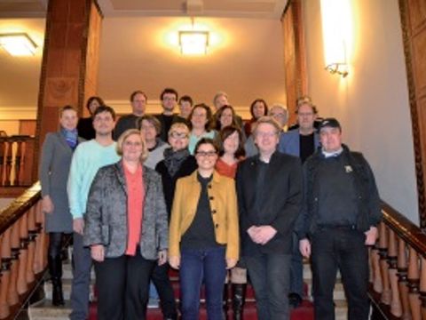 Zu sehen ist ein Gruppenbild der Steuerungsrunde Fairtrade Towns