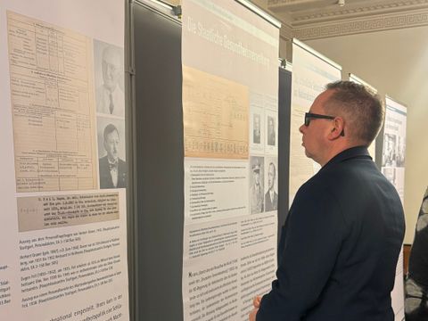 Igel Wanderausstellung Volk Gesundheit Staat