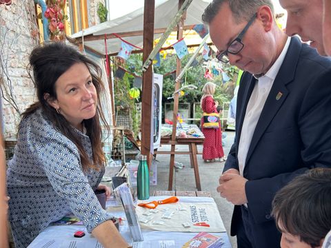 Internationales Sommerfest im Baergarten