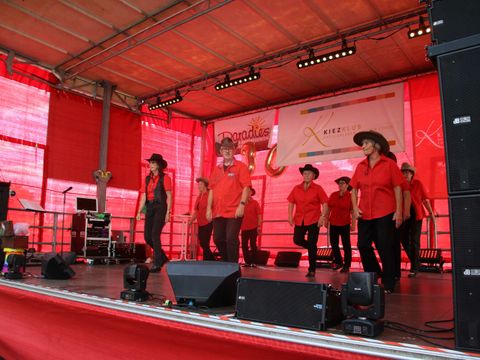 Line-Dance KIEZKLUB.jpg