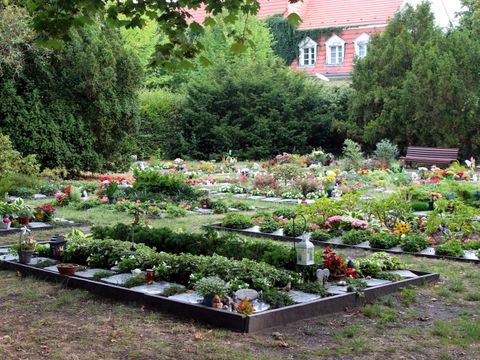 Friedhof Baumschulenweg, Ruhegemeinschaft Treuhand