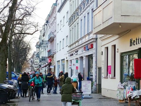 Menschen auf der Bölschestraße