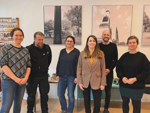 Carolin Weingart auf Bezirkstour von PEP-finanzierte Projekte