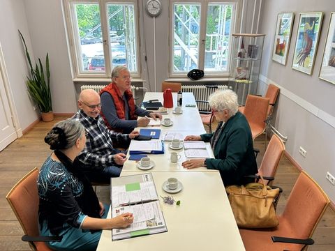 Der Vorstand der Seniorenvertretung Treptow-Köpenick in Klausur