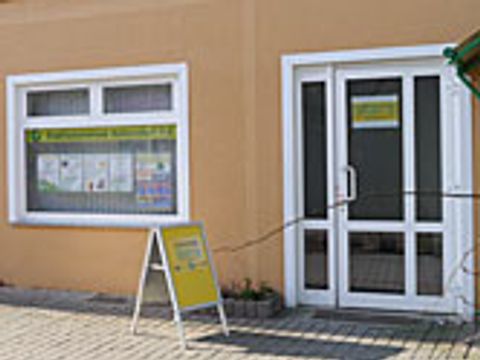 Eingang Stadtteilzentrum Hellersdorf-Ost
