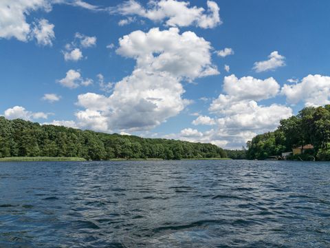 Schlachtensee an einem sonnigen Tag