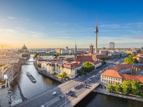 Berlin - Blick auf das Nikolaiviertel und Alexanderplatz