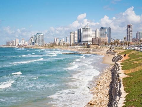 Die Küste von Tel Aviv in Israel