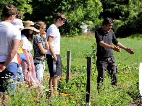 Eine Bildungstour auf dem Weltacker