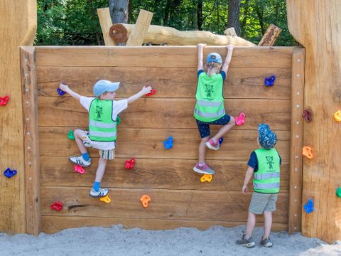 Waldspielplatz Rallenweg nach umfassender Erneuerung wieder geöffnet (Bild: Ralf Rühmeier)