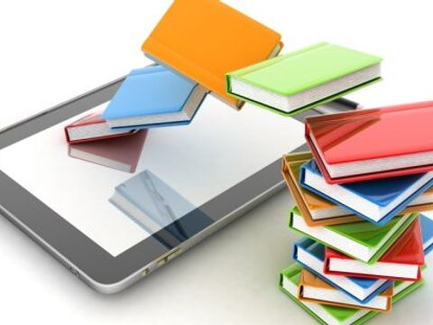 Bücher und Tablet