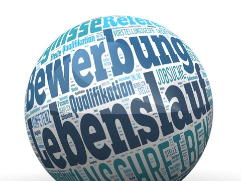 Kugel mit verschiedenen Schriftzügen rund ums Thema Jobsuche und Bewerbung