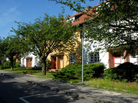 Foto vom mehreren Reihenhäusern der Hufeisensiedlung