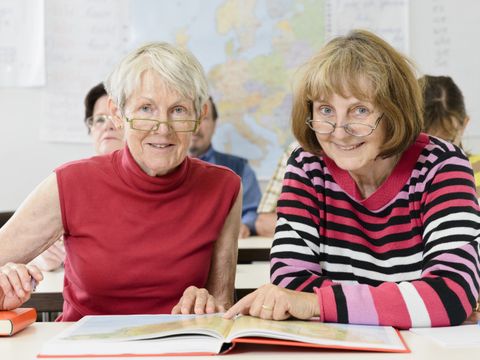 Senioren_bei_Weiterbildung