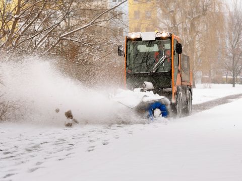 Winterdienst (Schneeräumfahrzeug)