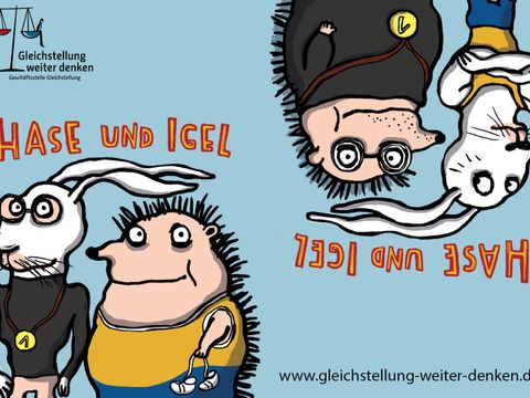 Auf der linken Seite: Der Hase als Sieger und der Igel mit Sportbekleidung. Auf der rechten Seite: Der Hase mit Sportbekleidung und der Igel als Sieger.
