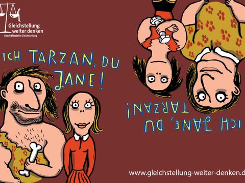 Auf der linken Seite: Tarzan und Jane. Auf der rechten Seite: Tarzan als Jane und Jane als Tarzan verkleidet.