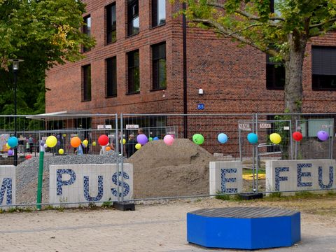 Campus Efeuweg - Eingangsmosaik
