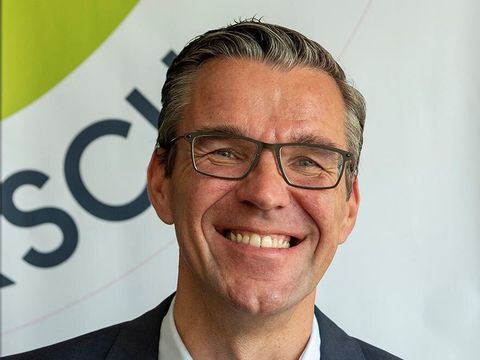 Frank Schach